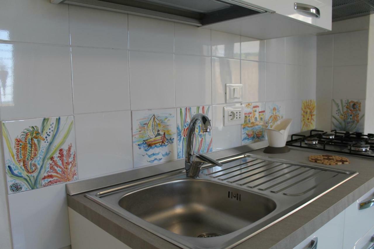 Ferienwohnung Acquamarina House On The Beach Alcamo Marina Exterior foto