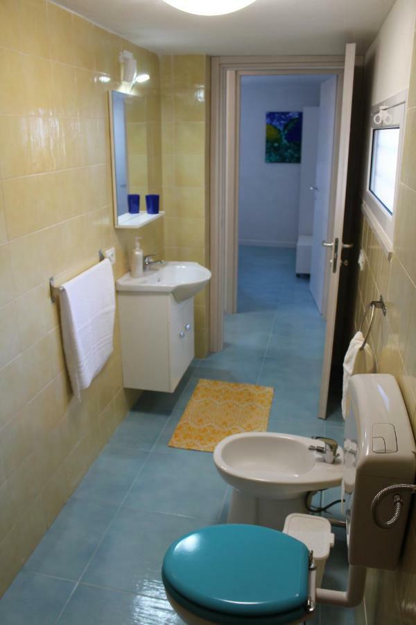 Ferienwohnung Acquamarina House On The Beach Alcamo Marina Exterior foto